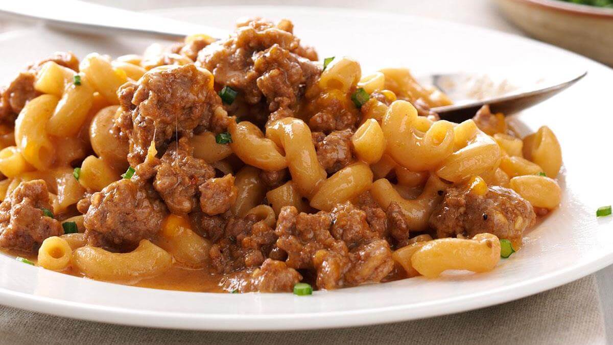 Cheeseburger Macaroni Skillet - A Quick and Easy One-Pot Meal